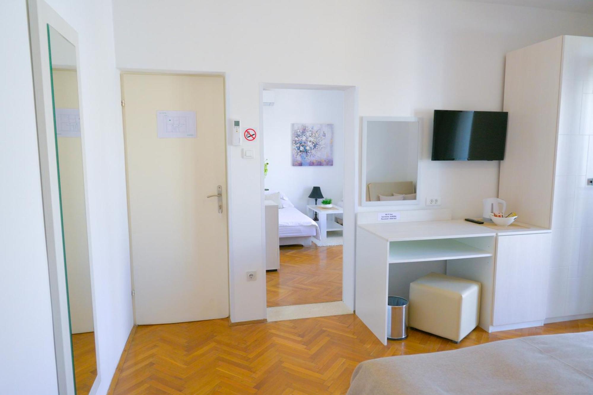 B&B Aurora Jelsa  Ngoại thất bức ảnh