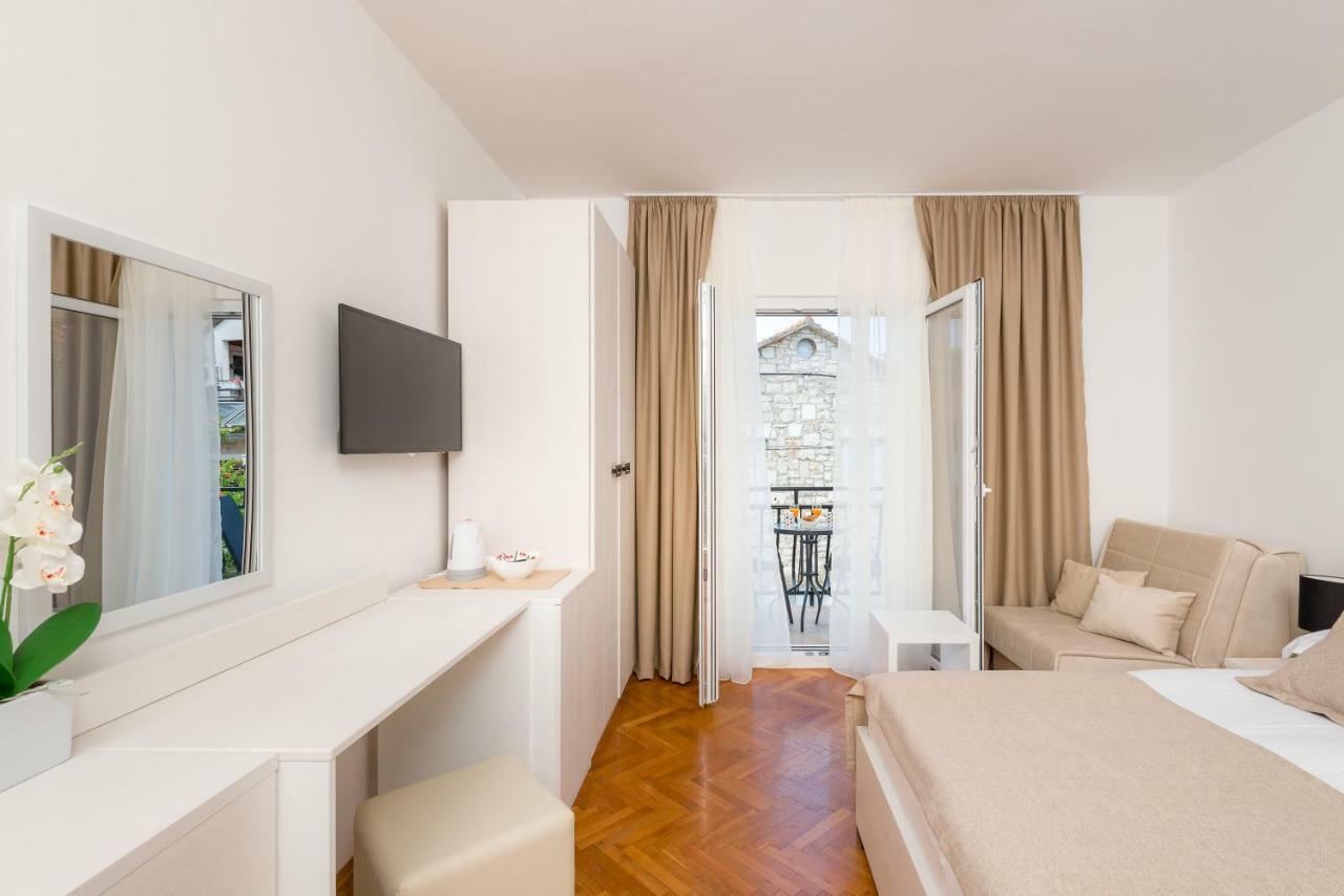 B&B Aurora Jelsa  Ngoại thất bức ảnh